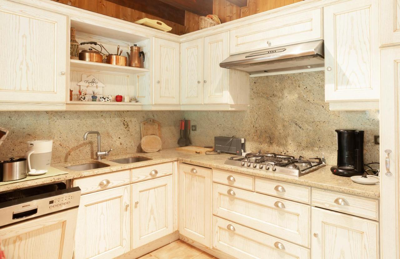 Grand appartement proche Gd Bornand Glieres-Val-de-Borne Extérieur photo