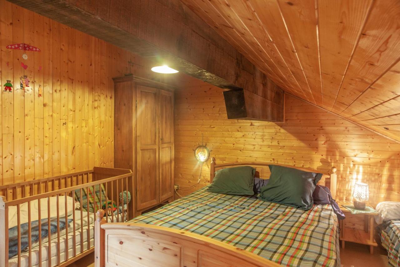 Grand appartement proche Gd Bornand Glieres-Val-de-Borne Extérieur photo